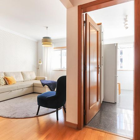 Laranjeiras Design By Homing Apartment ลิสบอน ภายนอก รูปภาพ